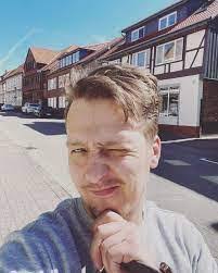 Mike Dolle's Instagram, Twitter & Facebook