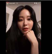 유튜버 김용호는 한예슬이 클럽 버닝썬 마약 여배우였고, 한예슬의 남자친구는 유흥업소. Eydqtmsvez N M