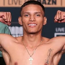 Cristofer Rosales vs. Edinson Martinez, Lara vs. Baltodano