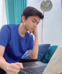 Lihat ide lainnya tentang awan, barang pria, perut six pack. Cowok Ganteng Gambar Karya Seni Kopi Selebritas