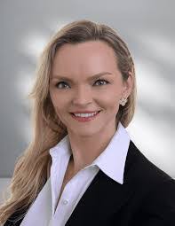 Vanessa Cabral's Instagram, Twitter & Facebook