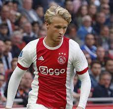 Han spiller hovedsageligt som angriber for nice i ligue 1. Arsenal Transfer News Latest Rumours On Kasper Dolberg And Matthijs De Ligt Arsenal Transfer News Soccer Players Arsenal