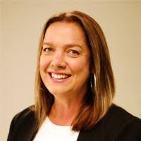 300+ perfiles de «Carly»