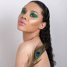 Kerrian Morrison's Instagram, Twitter & Facebook