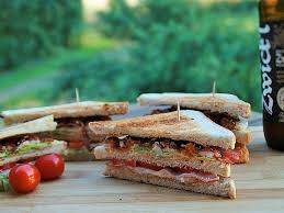 New York Club Sandwich Von Chefkoch Video Chefkoch Rezept In 2020 Club Sandwich Sandwich Rezepte Zum Mitnehmen Lebensmittel Essen