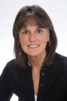 Laura Papa's Instagram, Twitter & Facebook