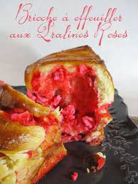 J En Reprendrai Bien Un Bout Brioche A Effeuiller Aux Pralines Roses En 2020 Recettes De Cuisine Brioche Cuisine Et Boissons