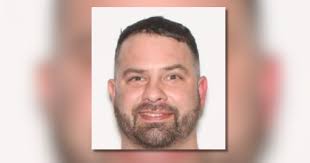 Man dies after chase from Alabama to Georgia with infant inside truck:  2wsb.tv/4qXFH6m