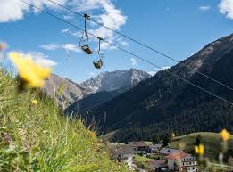 This venue features own balcony and a kitchenette. Bergbahnen Berwang Home Facebook