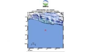 Gempa disebutkan terjadi di pacitan, jawa timur, pada pukul 04.07 wib. Kumpulan Berita Gempa Pacitan Terasa Di Yogyakarta Gempa Pacitan Dipicu Aktivitas Lempeng Indo Australia