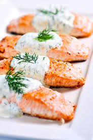 Zesty Seafood Recipe Baked Salmon With Creamy Dill Sauce Salmon Recetas Horno Comidas Con Verduras Recetas Saludables