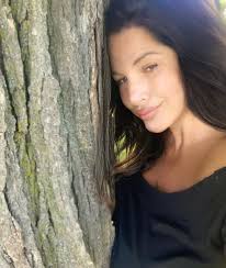 Appreciation for tree hugging in nature