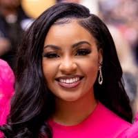 600+ "Symone" profiles