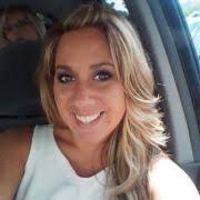 Hilary Shafer's Instagram, Twitter & Facebook