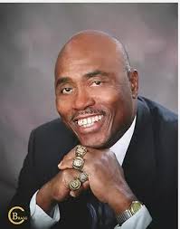 This photo should be prominently displayed at the reunion!💍💜💛