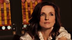 Patti Griffin's Instagram, Twitter & Facebook