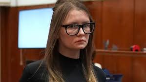 Netflix-Hit "Inventing Anna": Die Geschichte hinter Fake-Erbin Anna Sorokin 