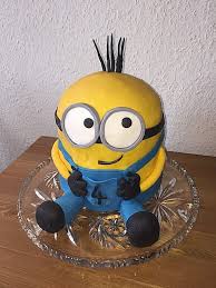 3d Minion Torte Von Buttercup 2310 Chefkoch Rezept Minion Torte Motivtorten Minion