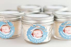 Ein kleines geschenk für jedes kind bei der tauffeier. 64 Moderne Ideen Fur Taufe Deko Archzine Net