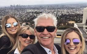 Stephanie lowe is phillips schofield's wife. Who Is Phillip Schofield S Wife Stephanie Lowe Inside Family Life With Their Daughters Capital