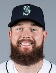 1 IGUALADOS OTRA VEZ.–Luis Cruz es el lanzador encargado de iniciar el  séptimo partido de la serie final en este lunes por la