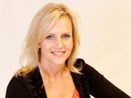 Kelly Prettyman's Instagram, Twitter & Facebook