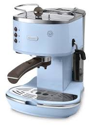 El grupo de invitados fue muy selecto y contó con la presencia de personalidades del deporte y el espectáculo, así como fieles clientes. Delonghi Icona Vintage Analisis De Cafetera Express