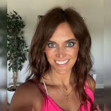 Melissa Depuy's Instagram, Twitter & Facebook