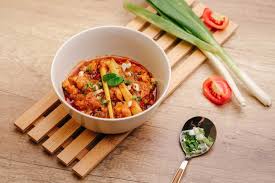 Yuk, cari tahu cara masak resep ayam rica rica pedas manis! Resep Ayam Rica Rica Khas Manado Yang Bikin Ketagihan