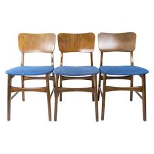 Upholstered seats with deep oak or cherry legs evoke an air of sophistication in formal dining rooms. Danish Dark Wood Dining Room Chairs 1960s Set Of 3 For Sale At Pamono