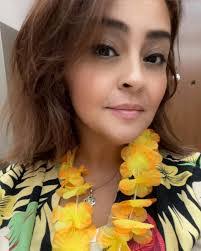 Jackie Valencia's Instagram, Twitter & Facebook