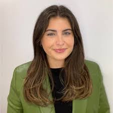 Hayley Rieman's Instagram, Twitter & Facebook