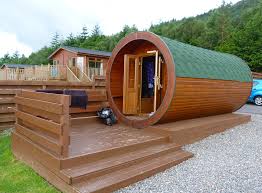 Situated in inverness, this hotel is 1.8 mi (3 km) from torvean golf club and 2.7 mi (4.3 km) from bellfield park. Hobbit Cabin Loch Ness Stephen Beat Flickr