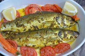 Bar Au Four A La Chermoula Le Sucre Sale D Oum Souhaib En 2020 Recette Poisson Bar Au Four Cuisson Poisson