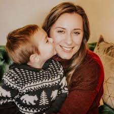 Miss Danielle Wirth (@MissDWirth)