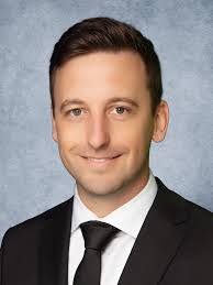 Andrew Phipps's Instagram, Twitter & Facebook