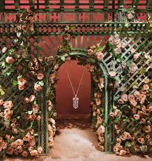 Tiffany Co Secret Garden Spring Window Display Fifth Avenue New York Spring Window Display Spring Window Valentines Window Display