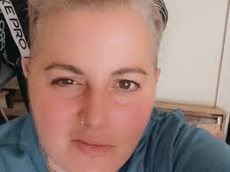 Fundraiser by Zoe Giannioudis : Travel help