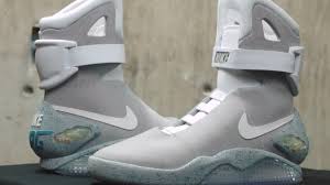 S'inspirant de l'emblématique air max 90, cette chaussure intègre un amorti max air sous le pied qui procure un. Les Baskets De Retour Vers Le Futur Arrivent En Octobre 2015 Enfin