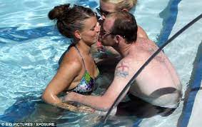 Born 3 april 1986) is an english author and television personality. Wayne And Coleen Rooney Hit Las Vegas Daily Mail Online