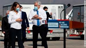 El presidente sebastián piñera aseguró a principios de mes que las dosis serán gratuitas y voluntarias. Sebastian Pinera Recibio La Vacuna Contra El Covid 19 Cnn Video