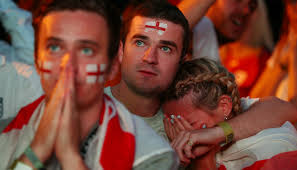 They sings about their glory, players etc etc. Football World Cup Uk Football Fans React To England S Defeat Newshub