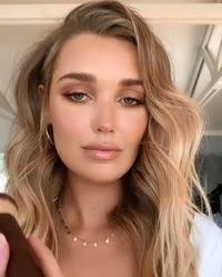 Ana Nava (constanay)