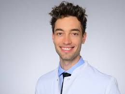 Rainer-Kowoll-Nachwuchspreis für Dr. Schmitz