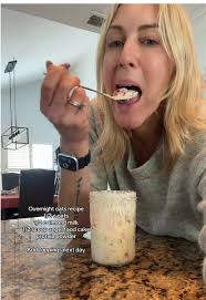 Replying to @carly I know overnight oats is not for everyone but this was  GOOD!! Overnight oats recipe 1/2 c oats 1/2 c almond milk 1/2 scoop angel  food cake protein powder Add toppings next day ...