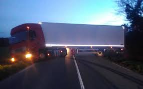 L'automobiliste, un homme de 56 ans, est sorti de. Paris Un Chauffeur De Bus Touristique Ecrase Et Tue Un Automobiliste Apres Une Dispute