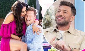 Proud dad lee ryan has shared a first picture with his baby daughter, after becoming a father for the third time. Lee Ryan S Girlfriend Verity Paris Gives Birth To A Baby Girl Daily Mail Online