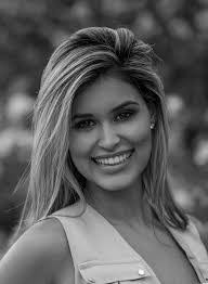 Barbara Ruggles's Instagram, Twitter & Facebook