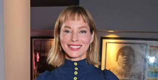 Sienna Guillory Body Measurements, Height, Weight, Bra Size, Shoe Size