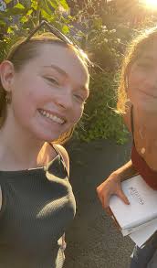 Hi everyone, my name is Emma I'm 24 and will need a new roommate early next  year. I know it's very early to be looking but just wanted to try and get